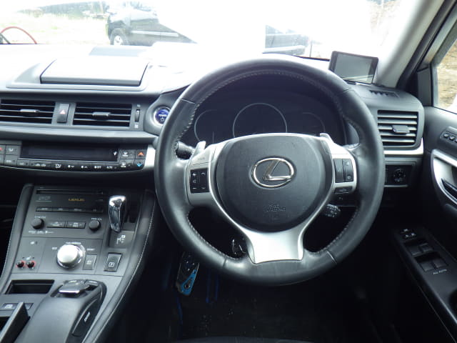 LEXUS CT thumbnail 30