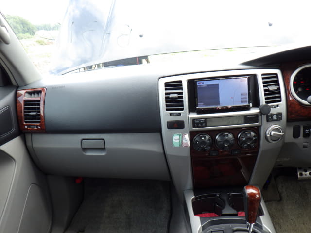 TOYOTA Hilux Surf thumbnail 34