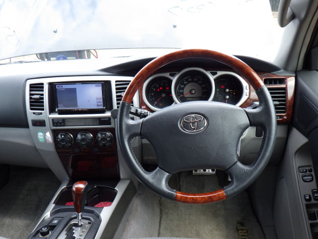 TOYOTA Hilux Surf thumbnail 33