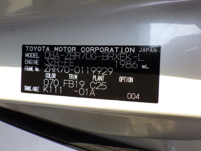TOYOTA Voxy thumbnail 43