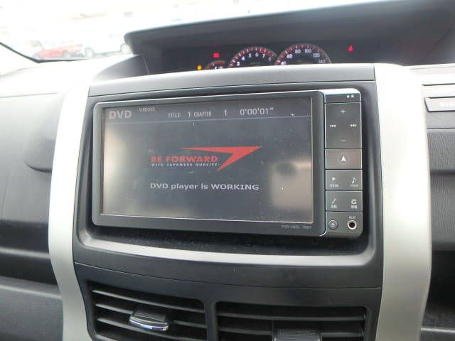 TOYOTA Voxy thumbnail 37