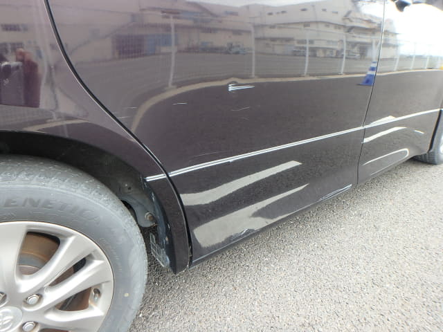 TOYOTA Voxy thumbnail 51
