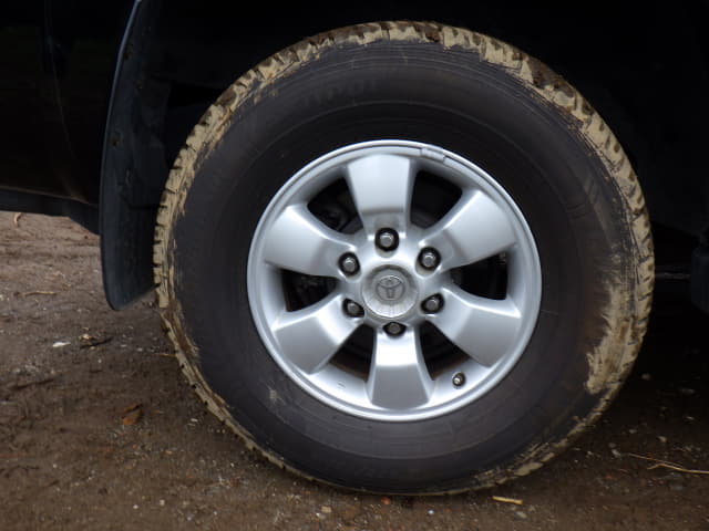 TOYOTA Hilux Surf thumbnail 11
