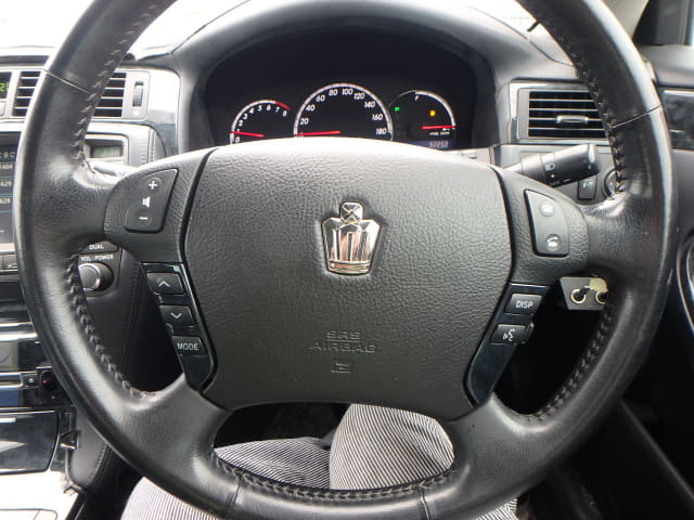 TOYOTA Crown thumbnail 43