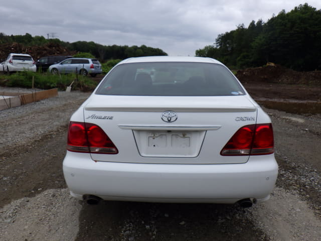 TOYOTA Crown thumbnail 4