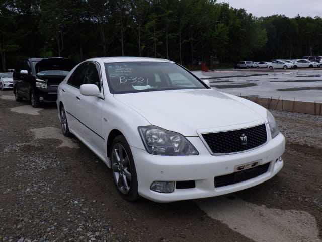 TOYOTA Crown thumbnail 7