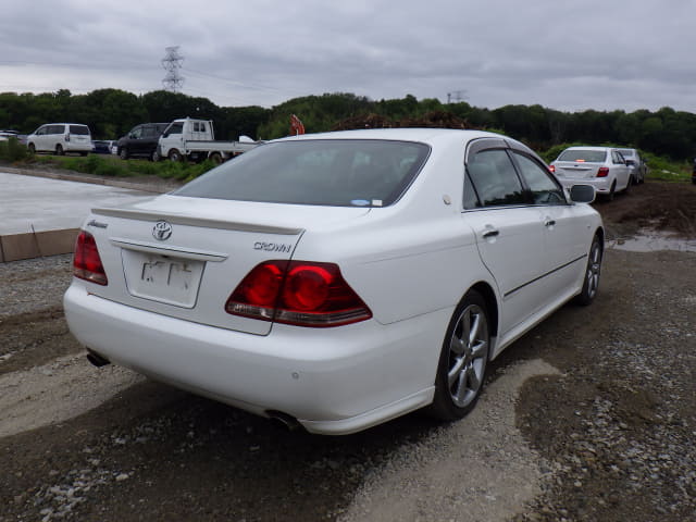 TOYOTA Crown thumbnail 5