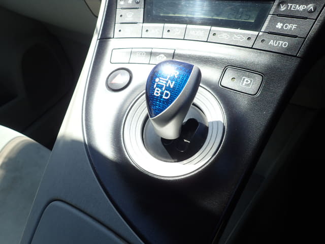 TOYOTA Prius thumbnail 34