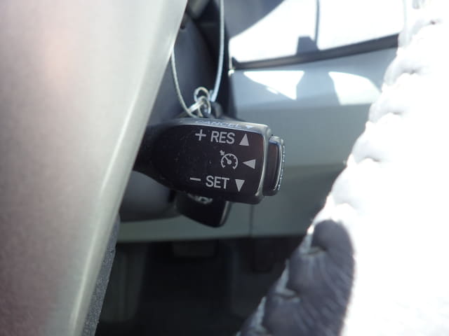 TOYOTA Prius thumbnail 41