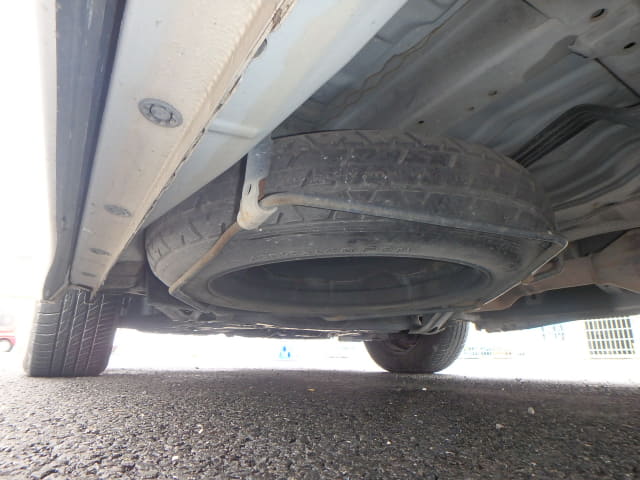 TOYOTA Voxy thumbnail 31