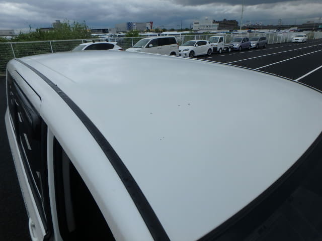 TOYOTA Voxy thumbnail 44
