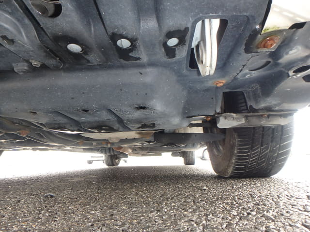 TOYOTA Voxy thumbnail 14