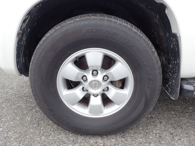 TOYOTA Hilux Surf thumbnail 9