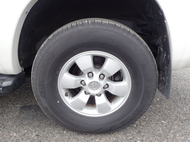 TOYOTA Hilux Surf thumbnail 10