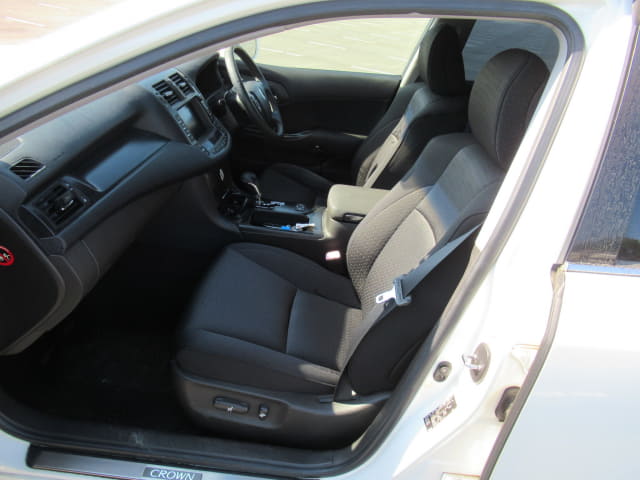 TOYOTA Crown thumbnail 27