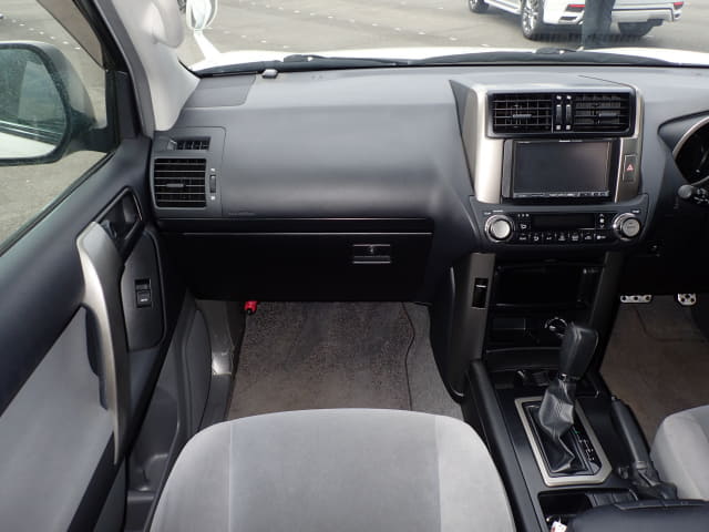 TOYOTA Land Cruiser Prado thumbnail 34