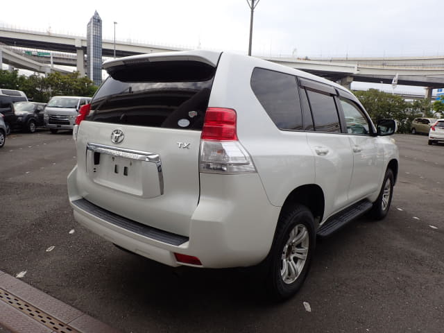TOYOTA Land Cruiser Prado thumbnail 5