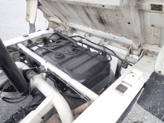 DAIHATSU Hijet Truck thumbnail 39