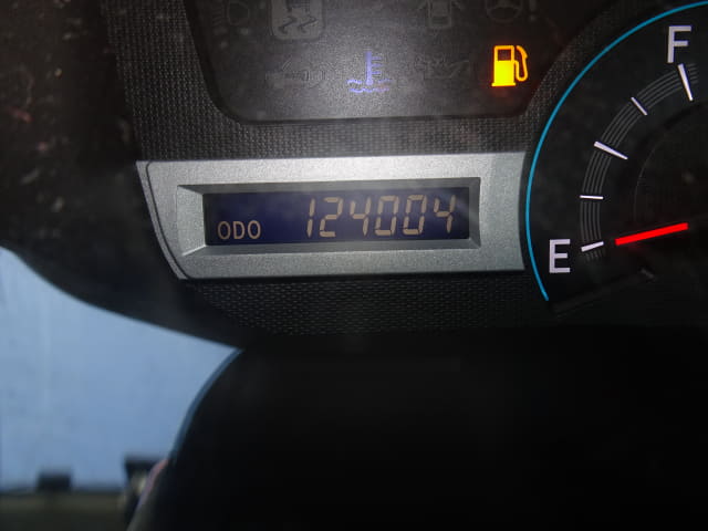 TOYOTA Noah thumbnail 36