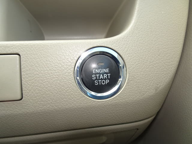 TOYOTA Noah thumbnail 46