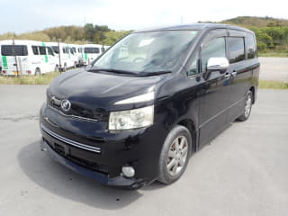 2010 TOYOTA Voxy