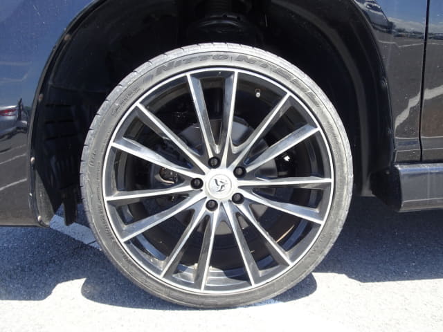 TOYOTA Harrier thumbnail 9