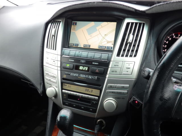 TOYOTA Harrier thumbnail 38