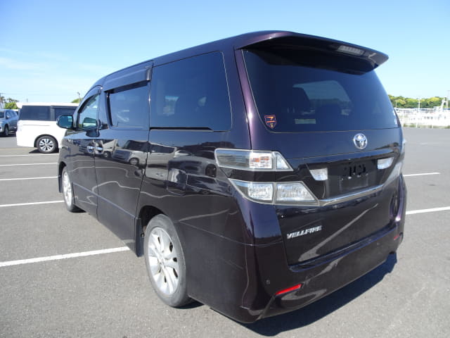TOYOTA Vellfire thumbnail 3