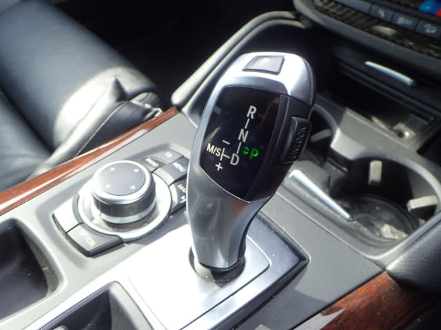 BMW X6 thumbnail 38