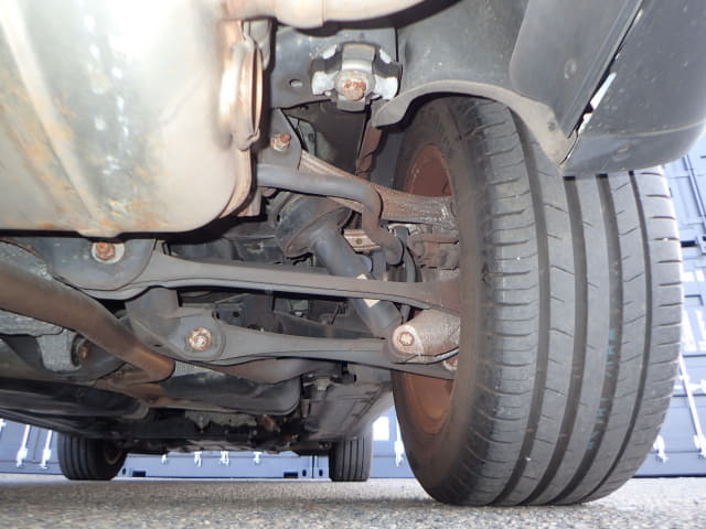 Porsche Cayenne thumbnail 16