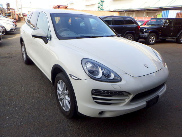 Porsche Cayenne thumbnail 7