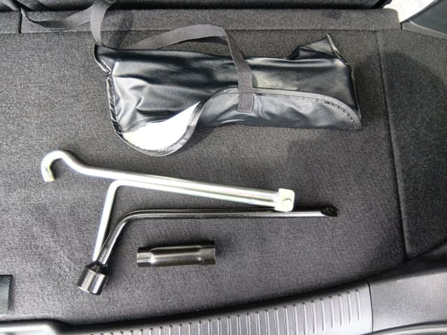 TOYOTA Wish thumbnail 31