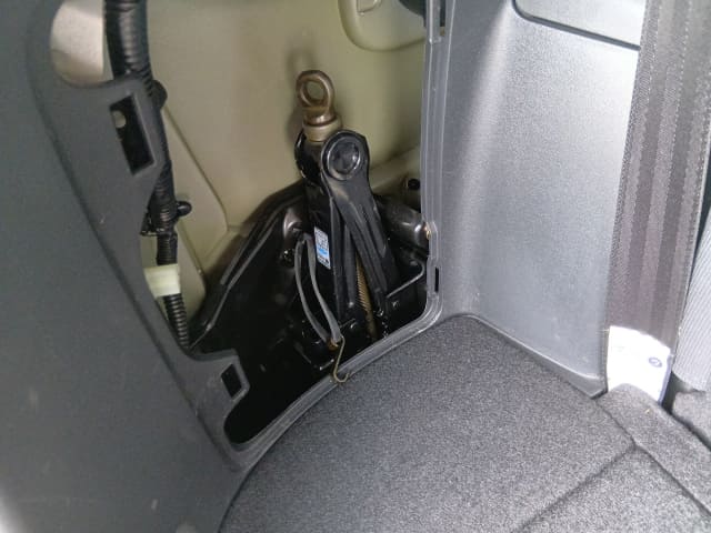 TOYOTA Wish thumbnail 30