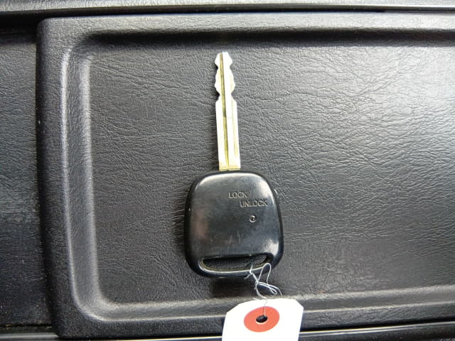 TOYOTA Wish thumbnail 51