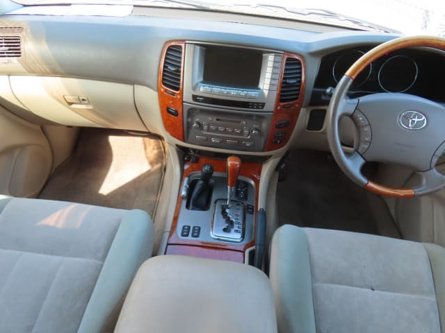 TOYOTA Land Cruiser thumbnail 37