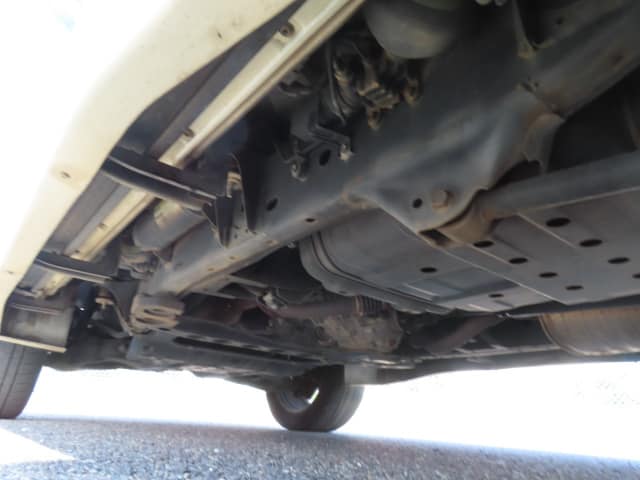 TOYOTA Land Cruiser thumbnail 23