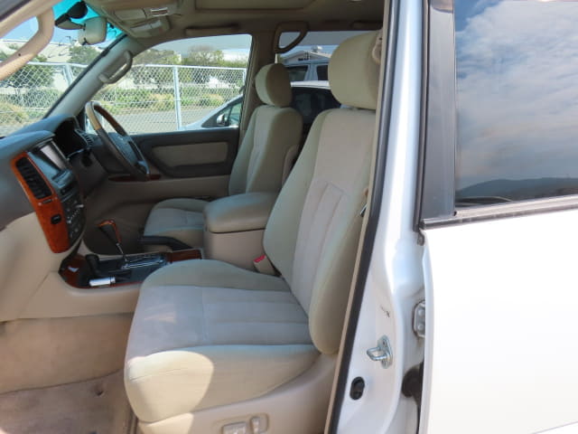 TOYOTA Land Cruiser thumbnail 26
