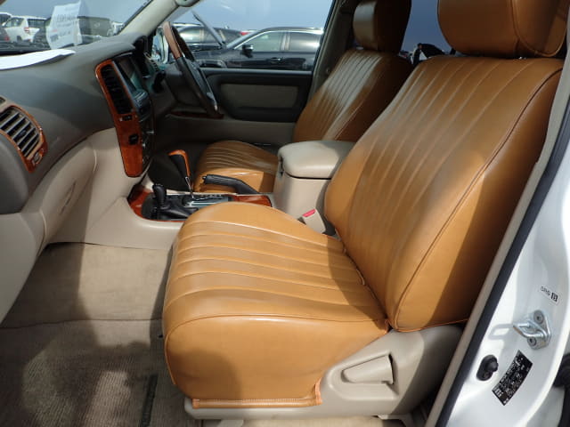 TOYOTA Land Cruiser thumbnail 26