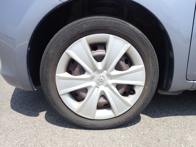 TOYOTA Ractis thumbnail 9