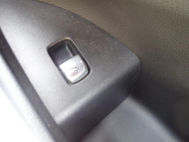 TOYOTA Ractis thumbnail 43