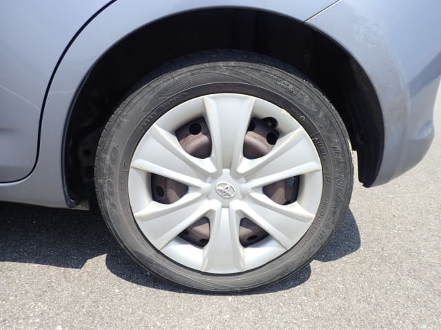 TOYOTA Ractis thumbnail 10