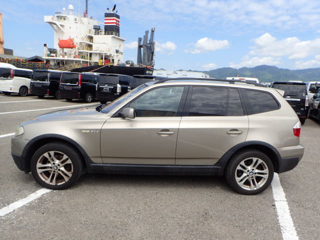 BMW X3 thumbnail 2