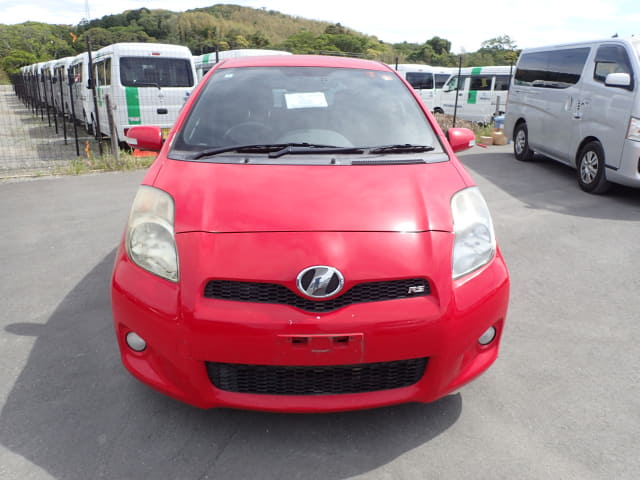 TOYOTA Vitz thumbnail 8