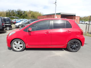 2009 TOYOTA Vitz