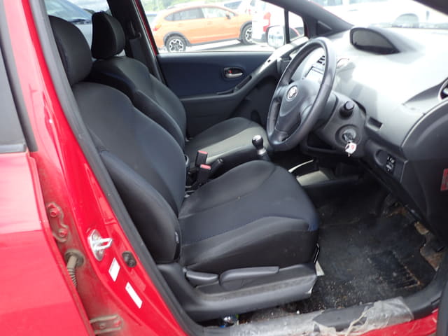 TOYOTA Vitz thumbnail 25