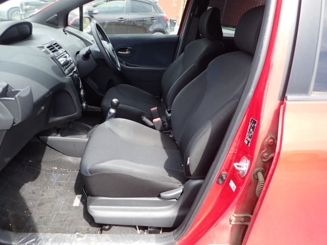 TOYOTA Vitz thumbnail 26