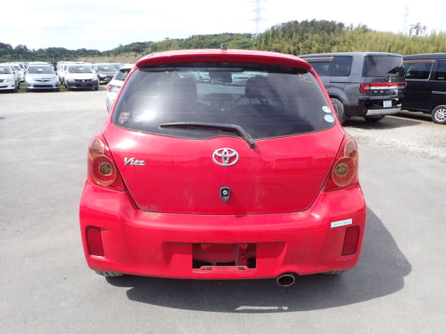 TOYOTA Vitz thumbnail 4