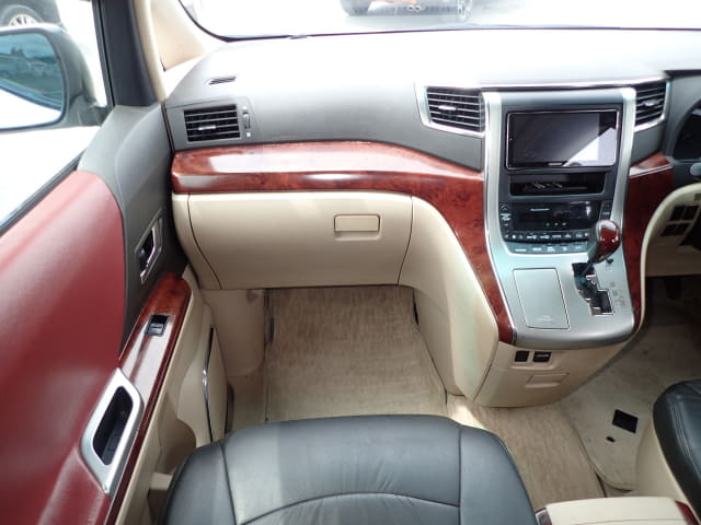 TOYOTA Alphard thumbnail 34