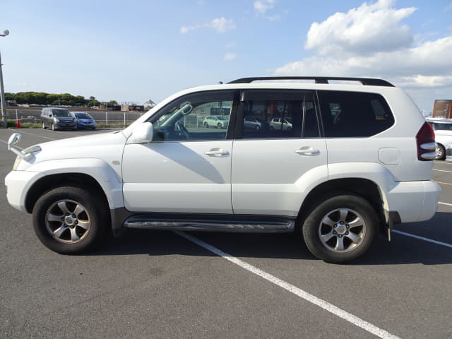 TOYOTA Land Cruiser Prado thumbnail 2