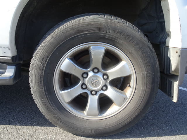TOYOTA Land Cruiser Prado thumbnail 10